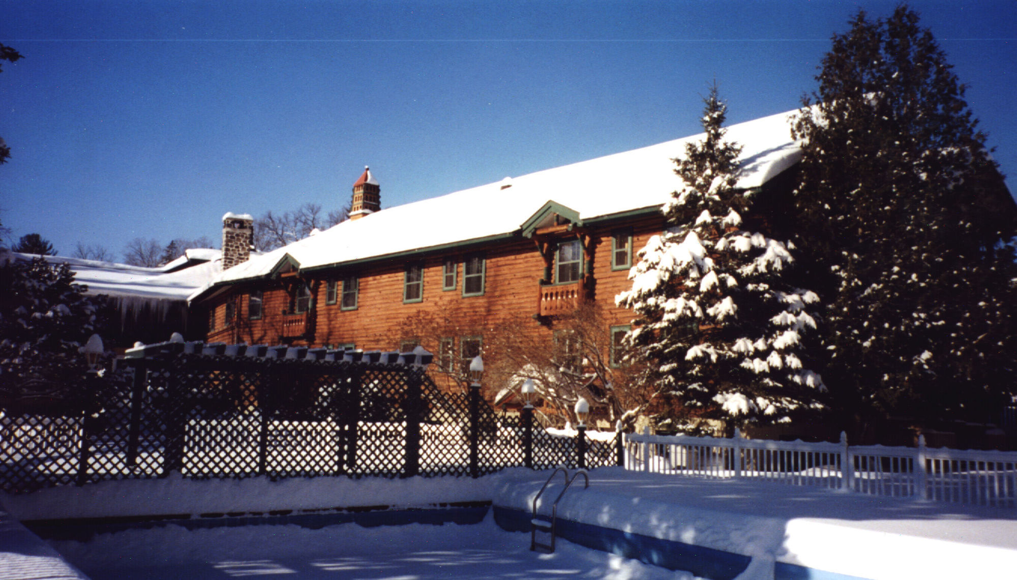 Auberge Alpine Inn Sainte-Adèle Extérieur photo