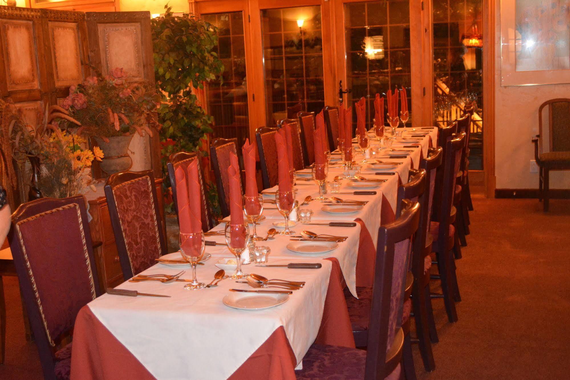 Auberge Alpine Inn Sainte-Adèle Extérieur photo