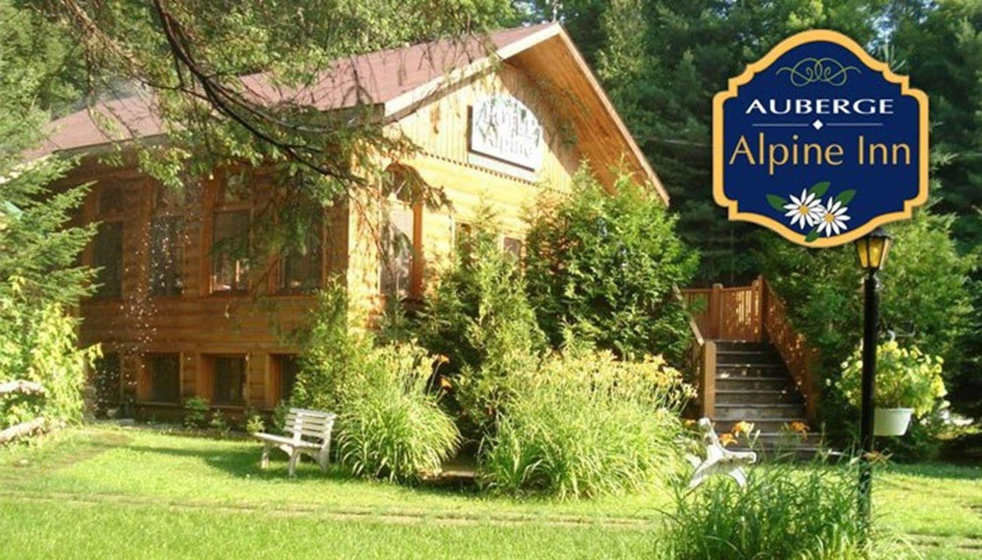 Auberge Alpine Inn Sainte-Adèle Extérieur photo